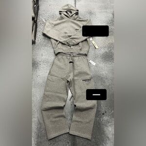 Essentials Heather Gray Set New large